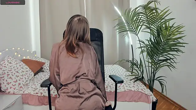 צ'אט XXX בשידור חי של EstellaZion