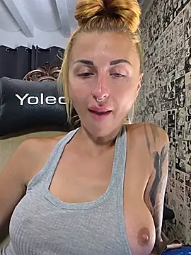 kylie_blckのライブXXXチャット