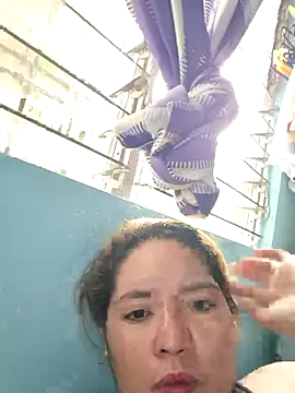 Chat +18 de nastyladykinky432 ao vivo