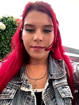 Онлайн чат XXX RiriRoseey