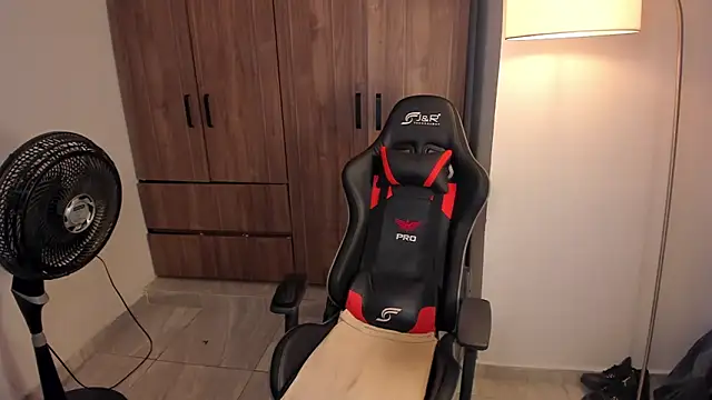 Jake_simons Adlı Modelin Canlı XXX Sohbeti