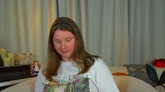 MelodyMoores' Live XXX Chat