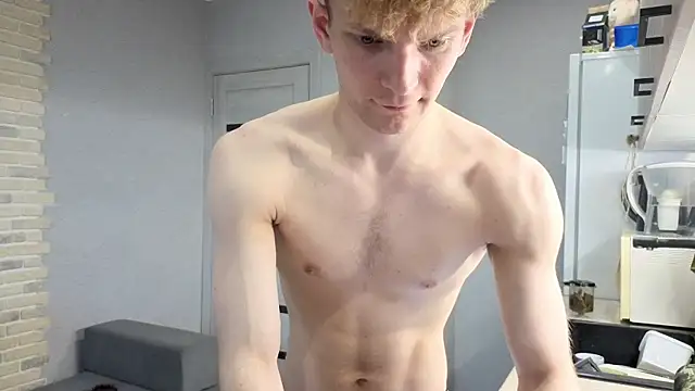 adamhariss' Live XXX Chat