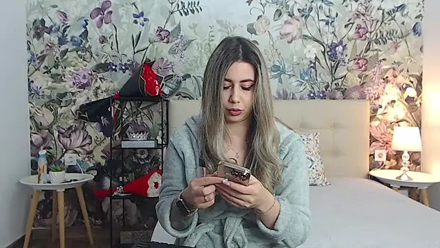 RoseDiamond06's Live XXX Chat