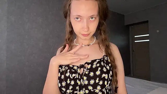 Emily_Mur_n Webbikameraesitys