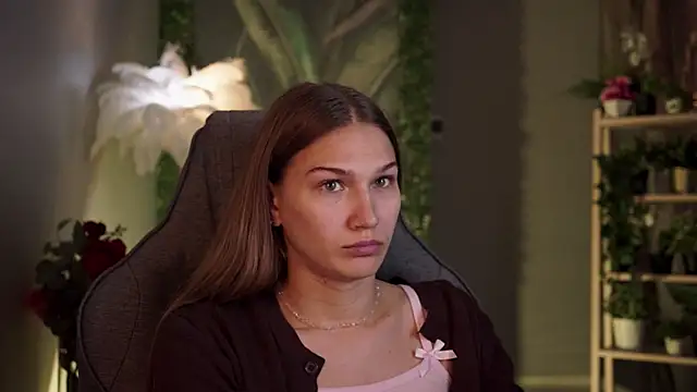 Онлайн чат XXX Sweet_Emilya