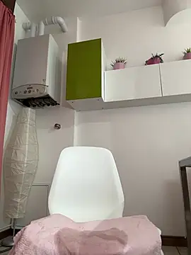 x_elena_x Adlı Modelin Canlı XXX Sohbeti