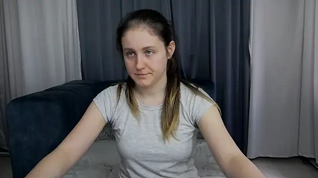 Holliy_Cooper লাইভ XXX চ্যাট