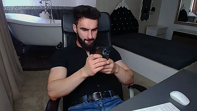 Chat XXX en directo de MicahLane