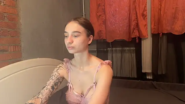 imChatty_Alice's Live XXX Chat