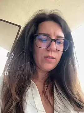 NadiraNoor Webcam show