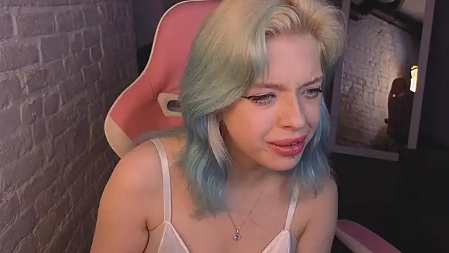 Clown_Princess' Live Chat Room