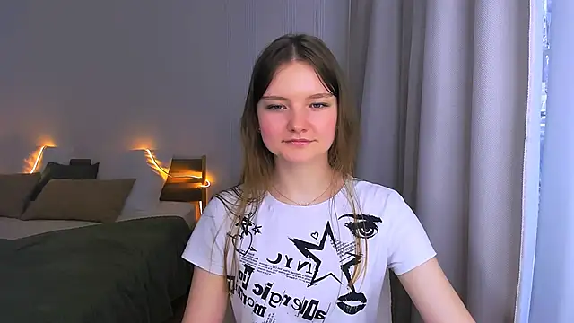LookEva Adlı Modelin Canlı XXX Sohbeti