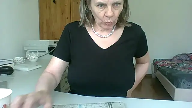 Laura_Sensuale Show in webcam