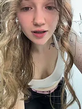 Pokazy przed kamerką – RussianWoman