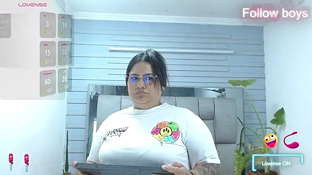 XXX chat uživo modela evelin_zaens