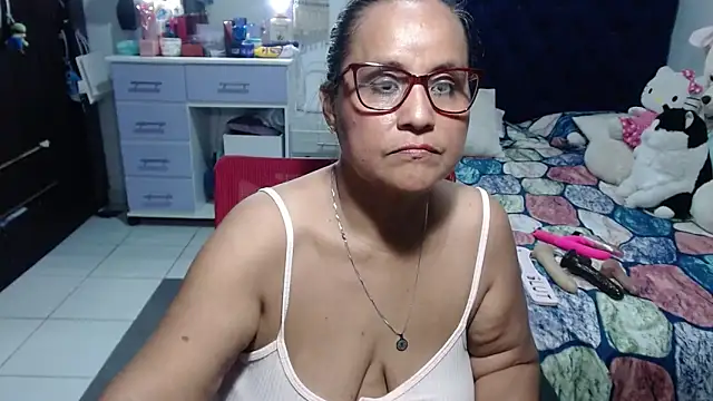 Chat +18 de pervert_mommy_ ao vivo