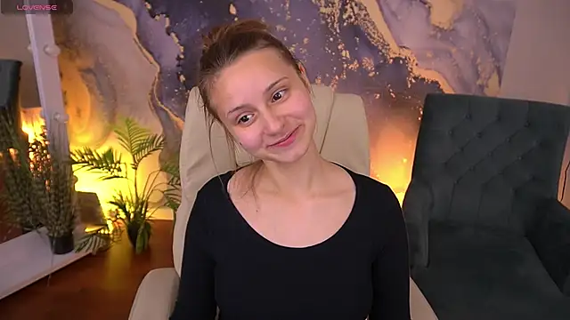 Show modela TinyNatalie na web-kameri