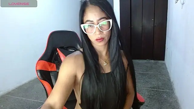 Živý XXX chat Emiliklauss22
