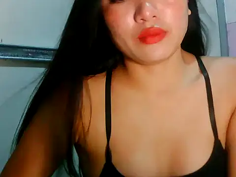 cutie_princess88 Show in webcam