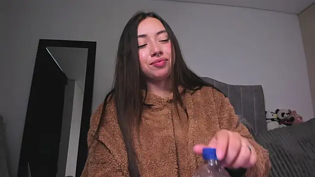Chatroom XXX en direct de Mariana_Castro9