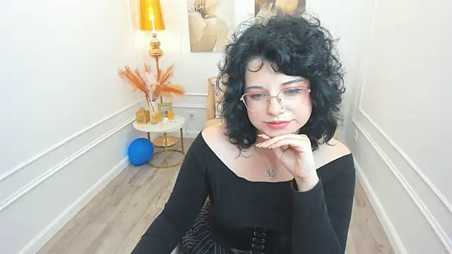 MaryKeruli live XXX chat