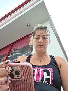 NikkiBlisss' Live XXX Chat