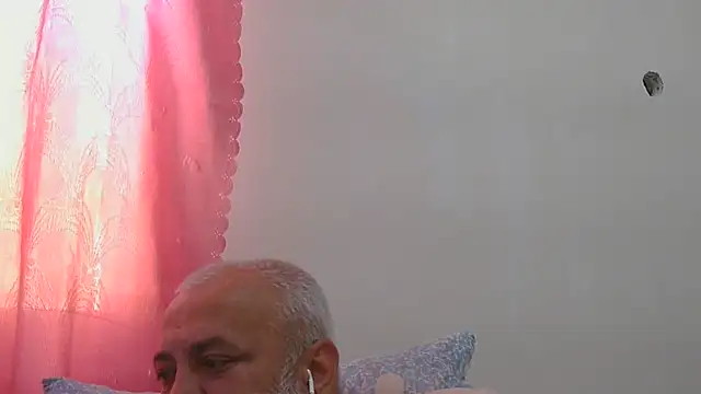 husoizmir: απευθείας συνομιλία ΧΧΧ