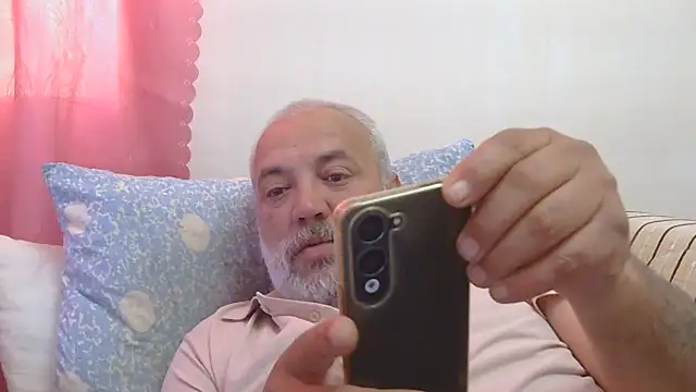 husoizmir Adlı Modelin Web Kamerası Şovu