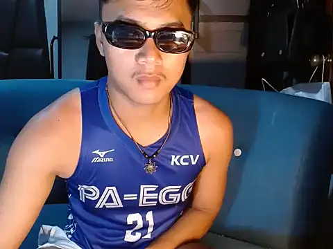 urbigcock_andrie Show Webcam