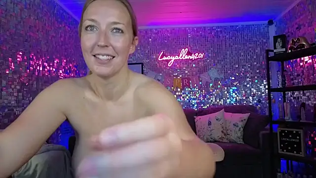 lucyallen4201: вебкам-шоу