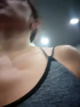 Show de Izabella_Bella na webcam