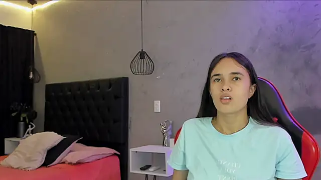 Czat XXX na żywo – alice__susan