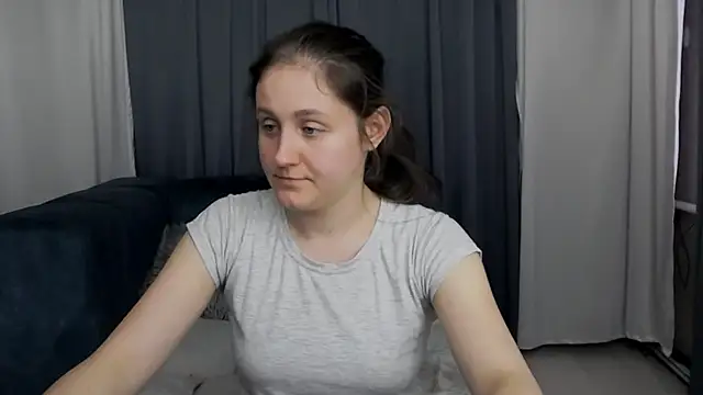 Chat XXX ao vivo de Holliy_Cooper