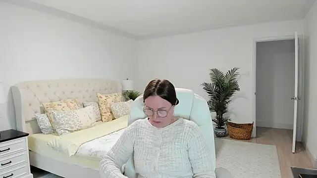 Vika73 现场XXX聊天
