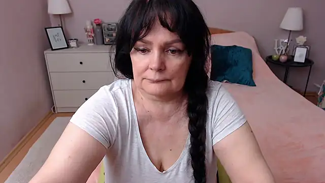 XXX chat uživo modela LeveMe2Nightt