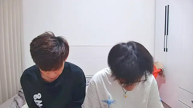 KK-cuteboyのライブXXXチャット