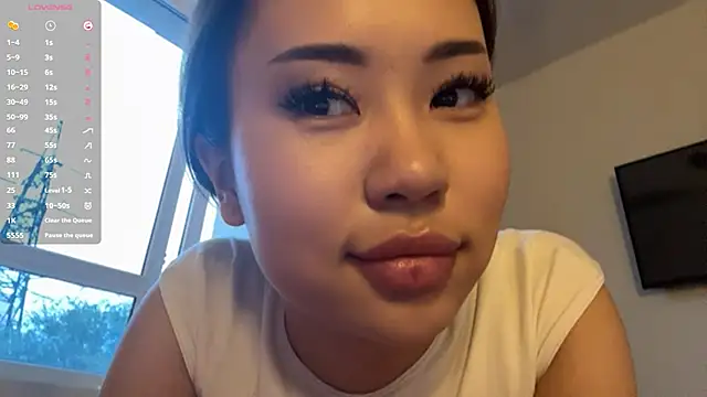 Ur_neighbor_Kira Live XXX Chat