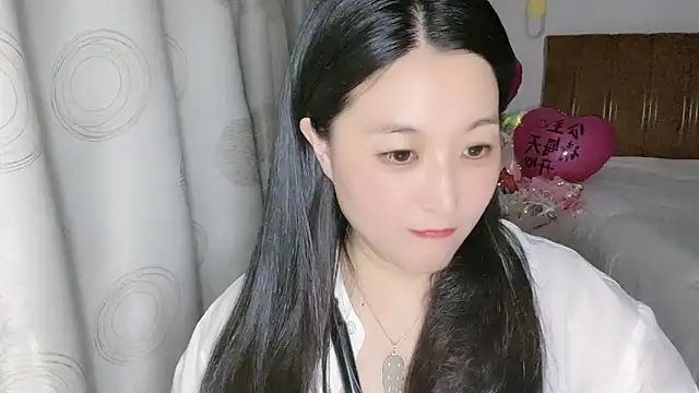D-Misslu's Live XXX Chat