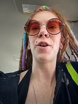 LucidLucy Webcam Show