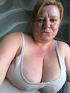 jusichka's Live XXX Chat