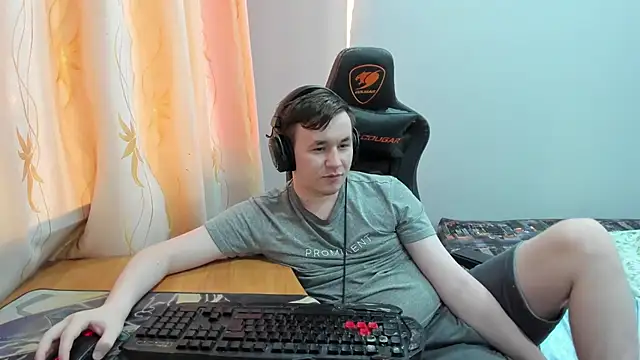 iliaskrislove Chat XXX live
