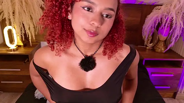 lara_curly 现场XXX聊天
