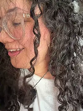 CurlyMilf_Vannexxxa live XXX chat