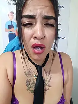 MAYE__13 Chat XXX live