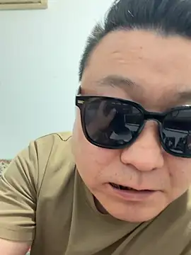 Chat +18 de langzi-888 ao vivo