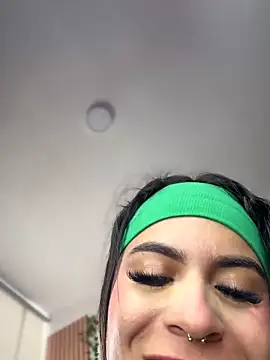 Онлайн чат XXX Eveliin__