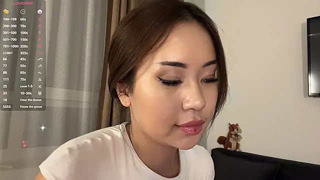 Ur_neighbor_Kira – Live XXX-chat