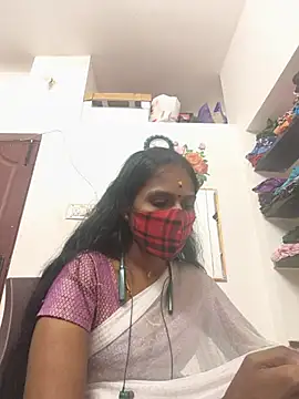 Webkamerová show Tamil_Yalini12