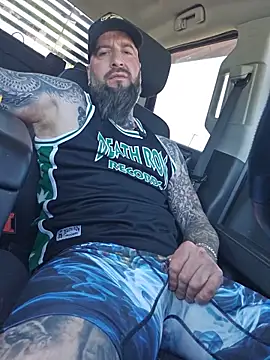 Beardedtattood Chat XXX in diretta
